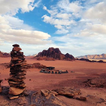 Wadi Rum Wanderlust Camp Екстер'єр фото