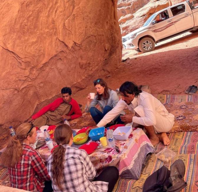 Wadi Rum Wanderlust Camp Екстер'єр фото