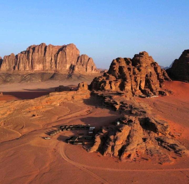 Wadi Rum Wanderlust Camp Екстер'єр фото