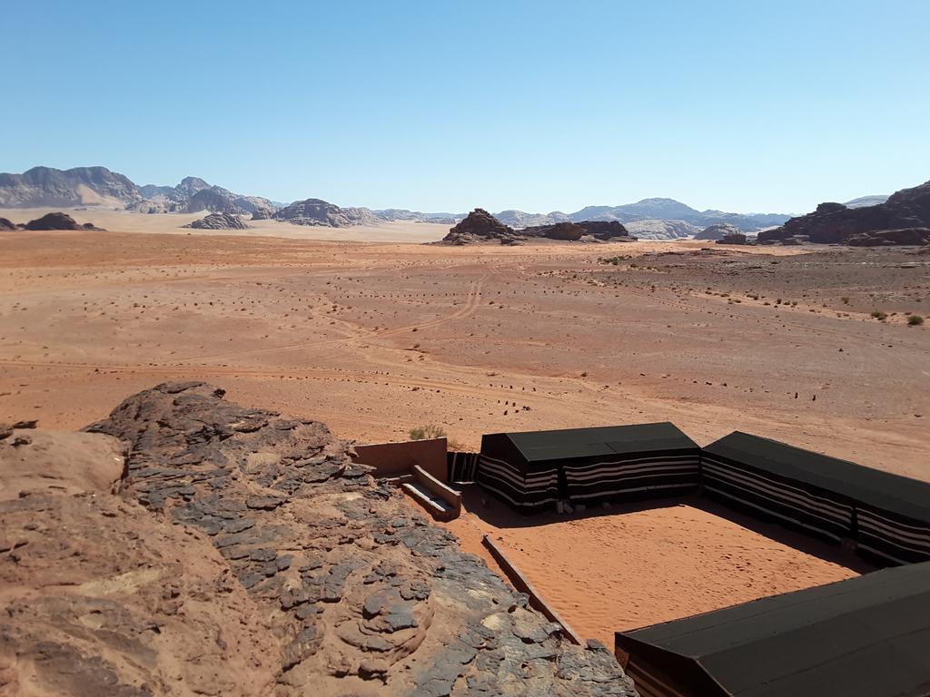 Wadi Rum Wanderlust Camp Екстер'єр фото