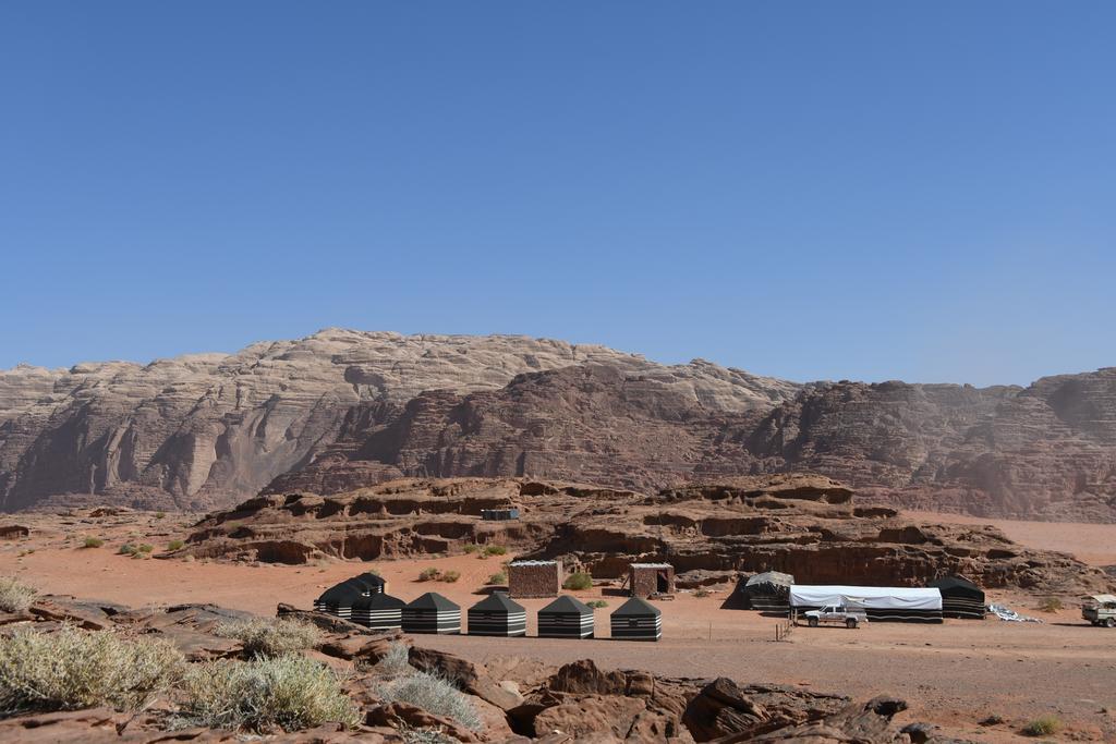 Wadi Rum Wanderlust Camp Екстер'єр фото