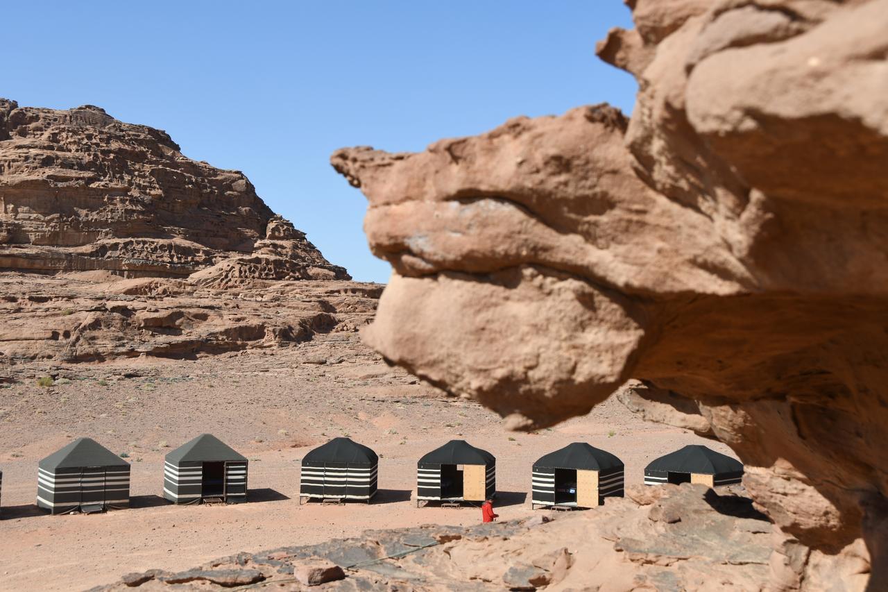 Wadi Rum Wanderlust Camp Екстер'єр фото